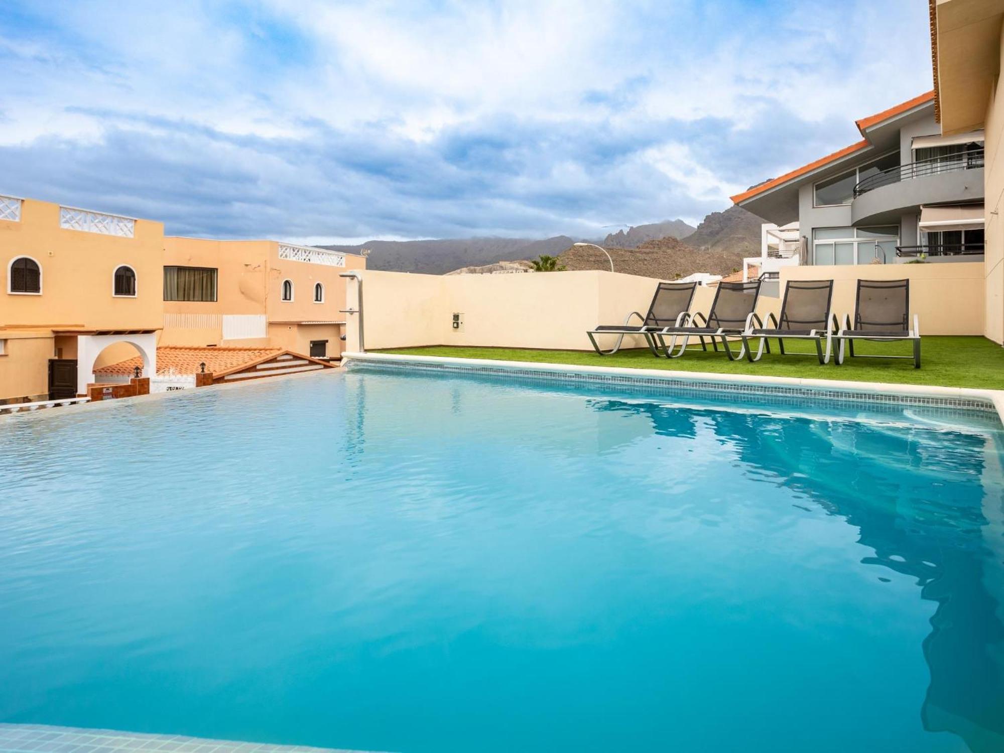 Villa Olbia Charming Dreamview With Jacuzzi Costa Adeje Dış mekan fotoğraf