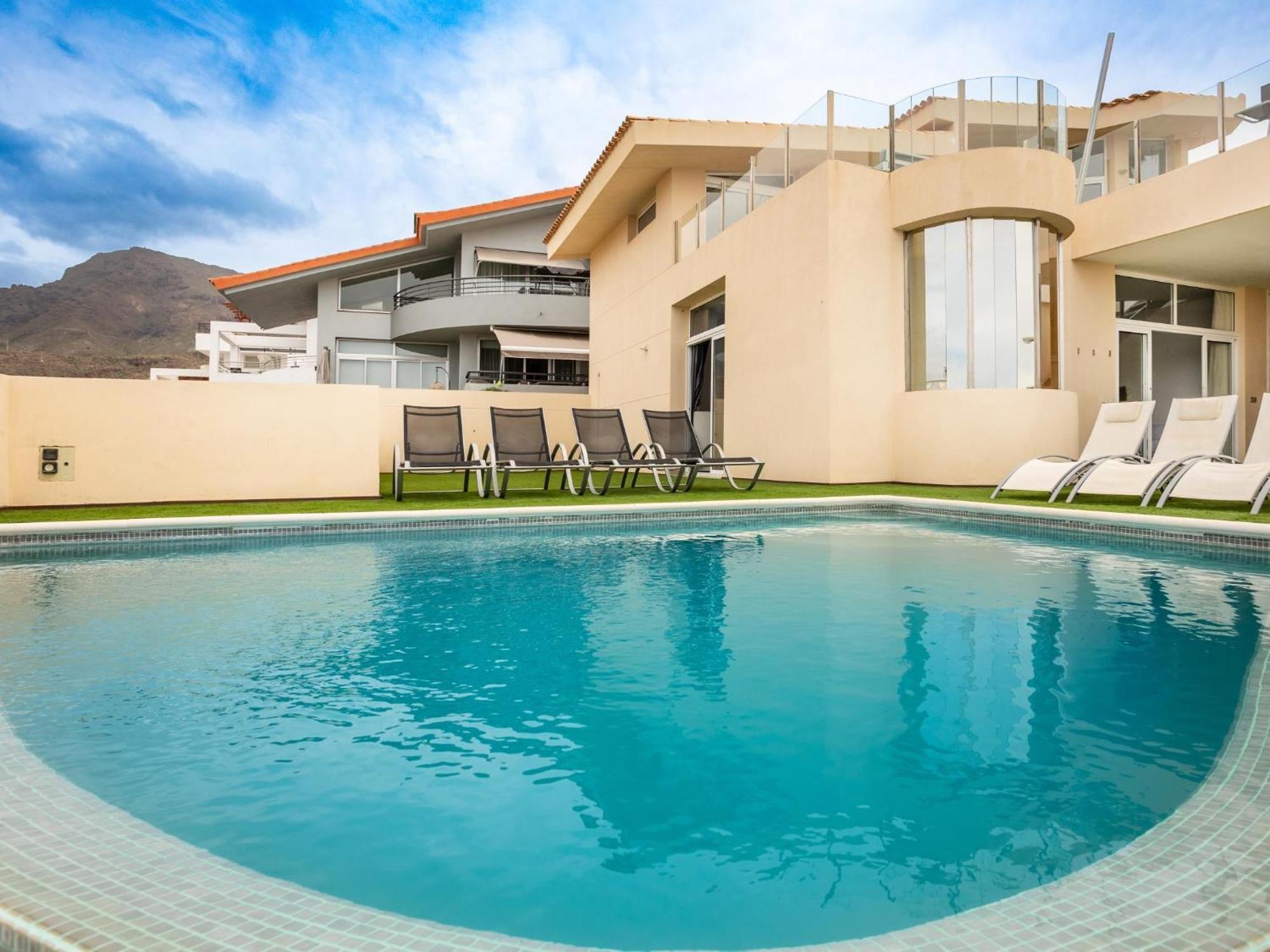Villa Olbia Charming Dreamview With Jacuzzi Costa Adeje Dış mekan fotoğraf