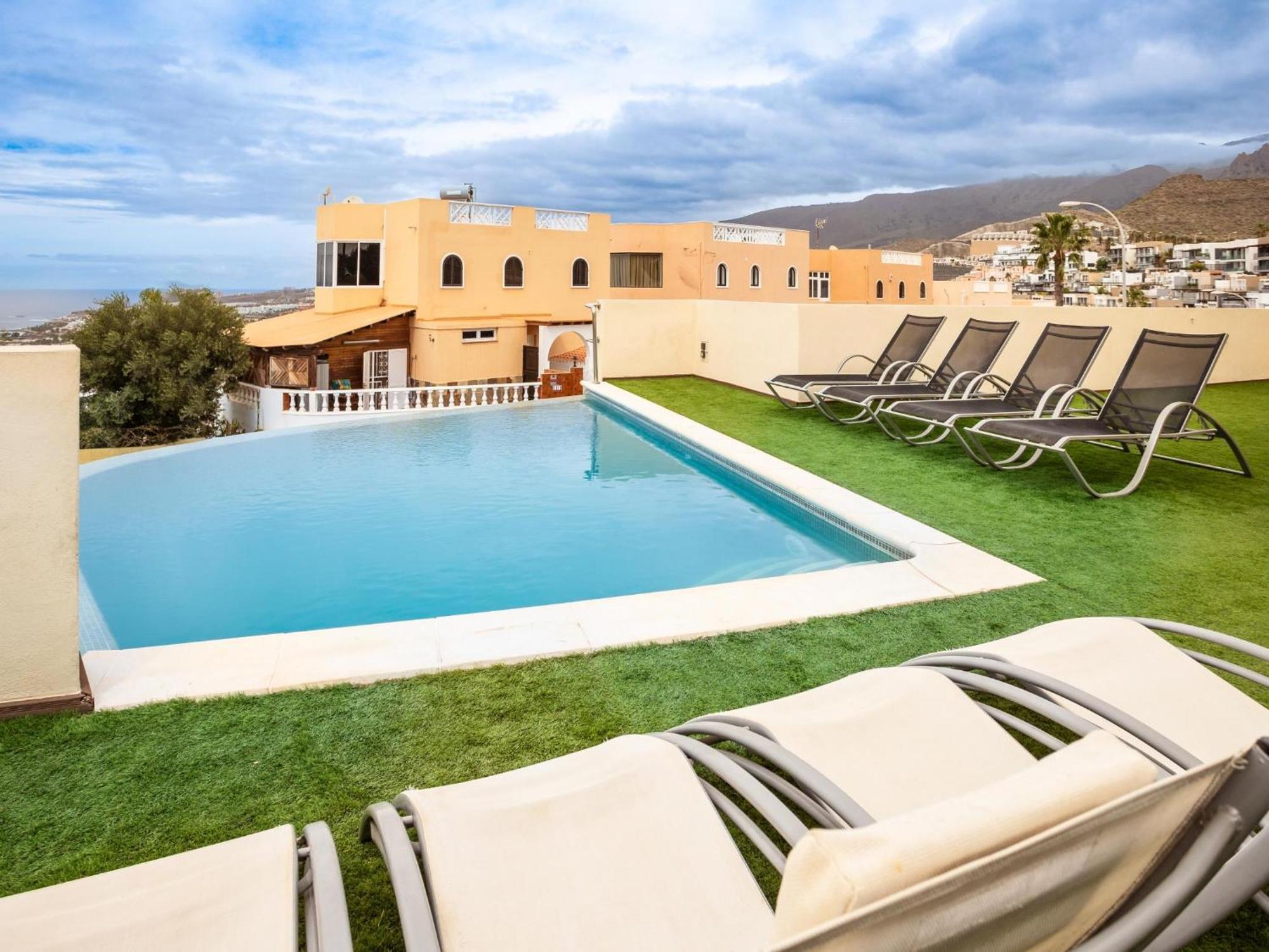 Villa Olbia Charming Dreamview With Jacuzzi Costa Adeje Dış mekan fotoğraf
